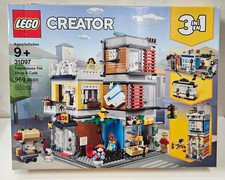 LEGO Creator 3 in 1 Townhouse Pet Shop & Café 31097 New Sealed Retired