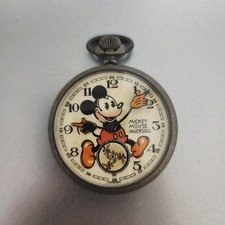 mickey-mouse-pocket-watch