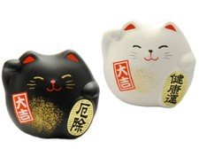 SET of 2 Japanese Black White Maneki Neko Cat NO EVIL GOOD HEALTH Made in Japan