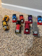 Thomas and Friends trains (mix of trains; working motors; batteries included)