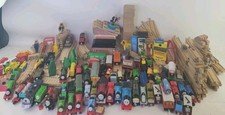 Thomas The Train & Friends Wooden Railway Tracks 105 , 79 Magnetics Cars & More