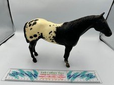 vintage-black-and-white-breyer-horse