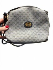vintage-gucci-crossbody-bag