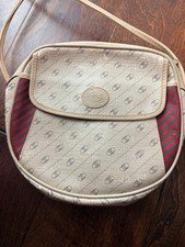 vintage-gucci-crossbody-bag